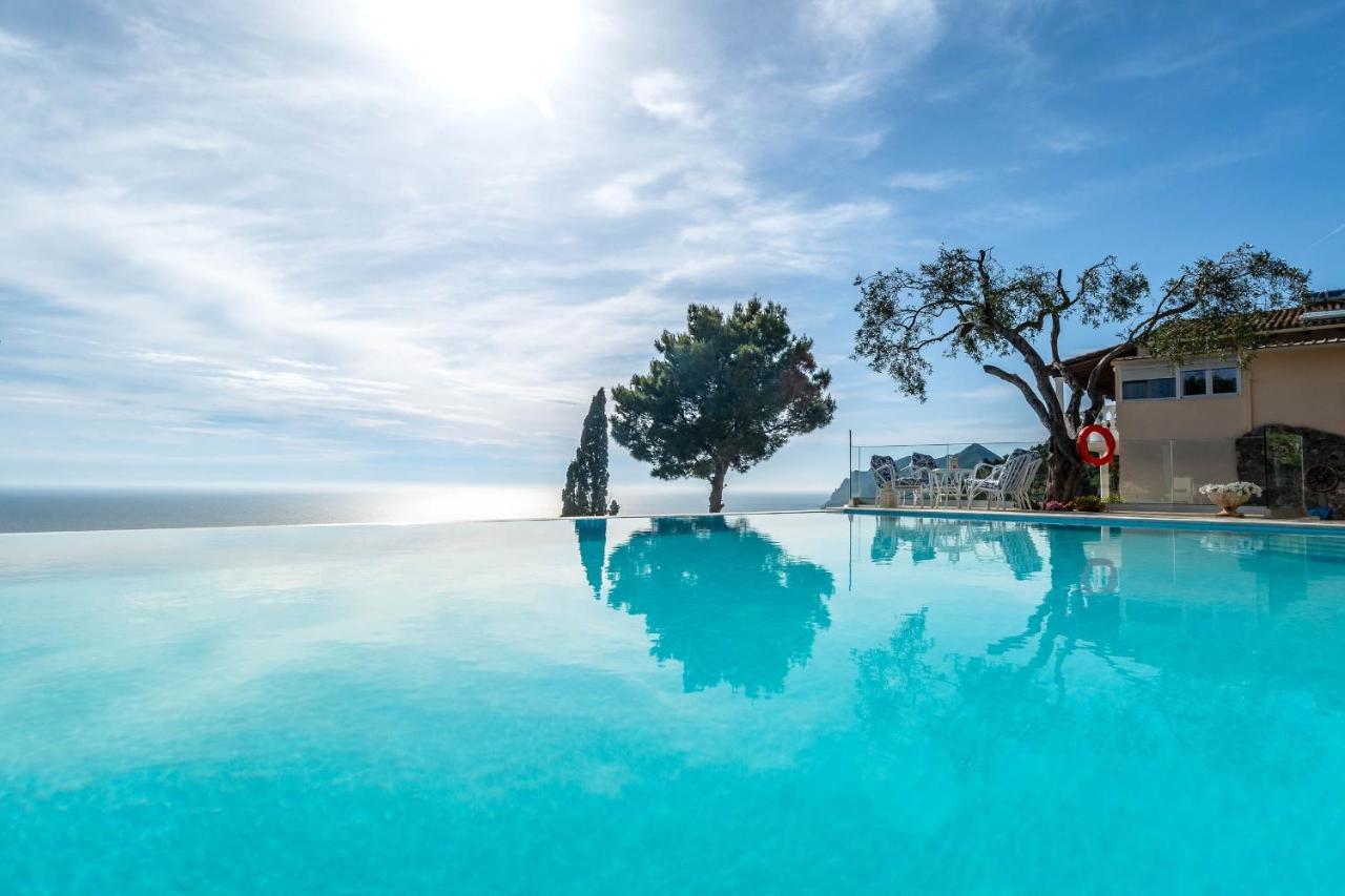 Ocean View - Luxury Villa Nefeli Kontogialos Exteriör bild